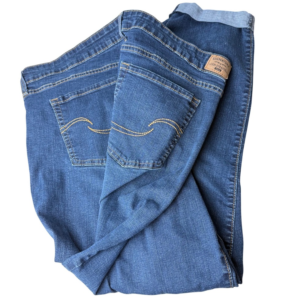 Signature by Levi‎ Strauss Gold Mid Rise Boyfriend Jeans Womens 16 Medium Wash